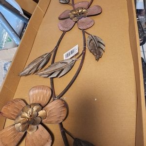 New Large Metal Flower Wall Decor